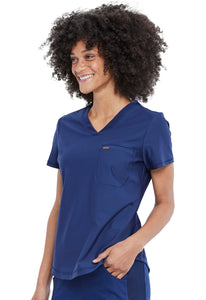 FORM Tuckable V- Neck Top